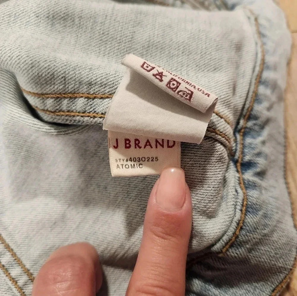 J BRAND Atomic Lightwash Fitted Jean Jacket - Picture 6 of 7